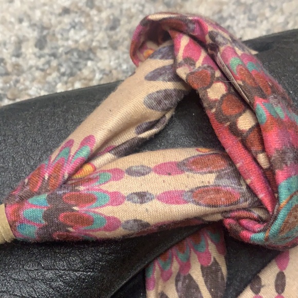 Sandals - Picture 2 of 2